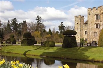 Hever Castle in Bloom