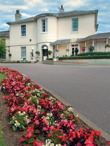 Warners, Gunton Hall 2027