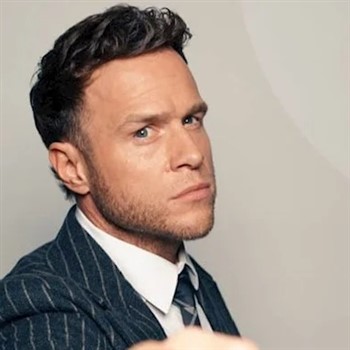 Newmarket Races with Olly Murs